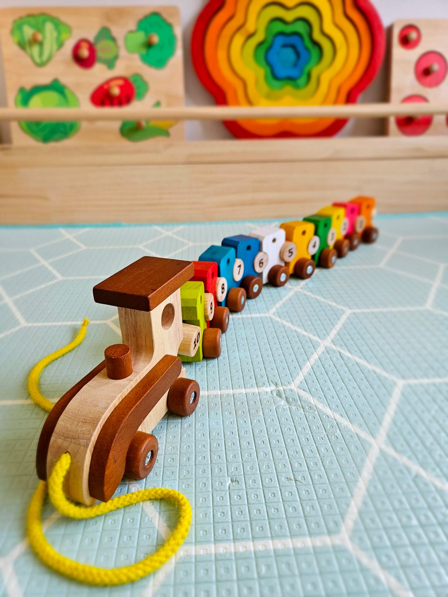Qtoys Lacing Train