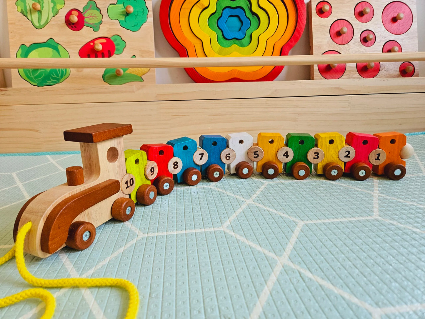 Qtoys Lacing Train