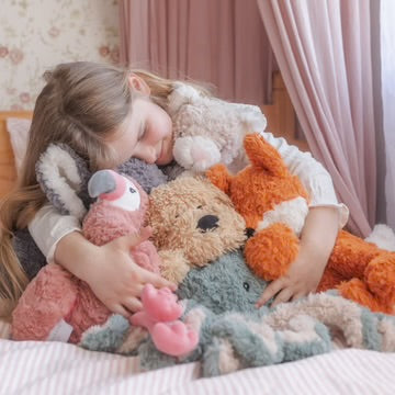 Mindful & Co Kids Pickles the weighted Cat