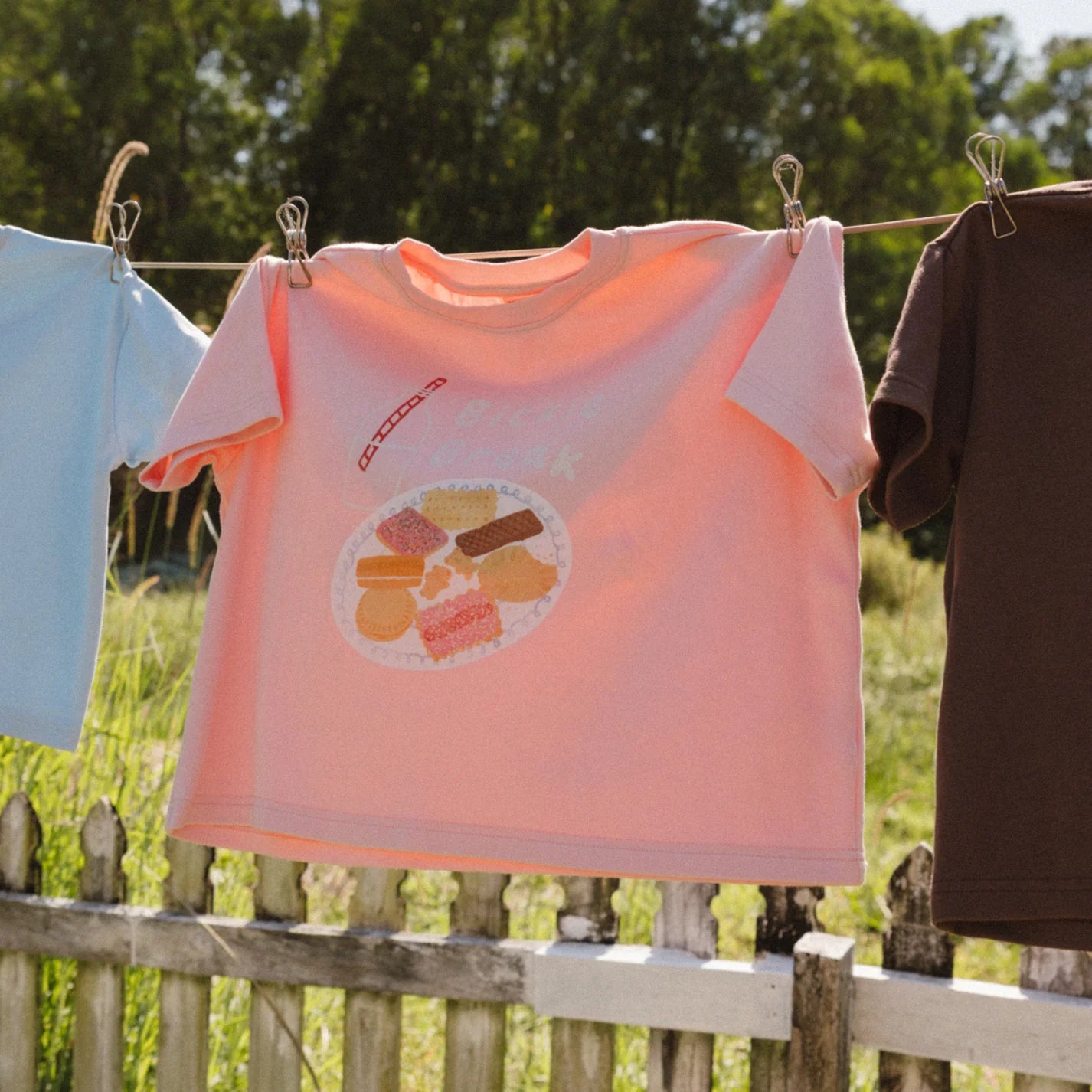 BY GEE Bickie Break Boxy Tee - Pink