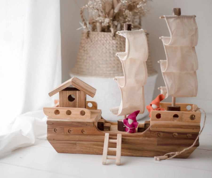 Qtoys Wooden Pirate Ship