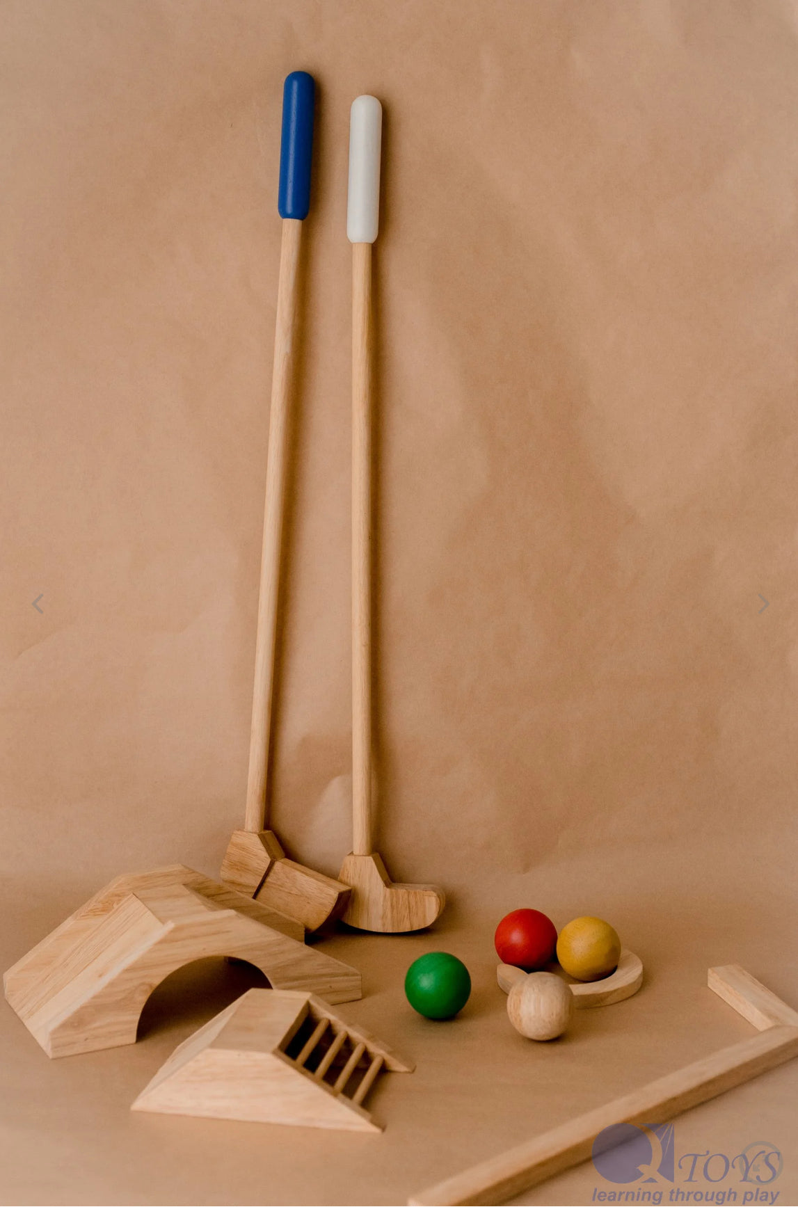 Qtoys Wooden Mini Golf Set