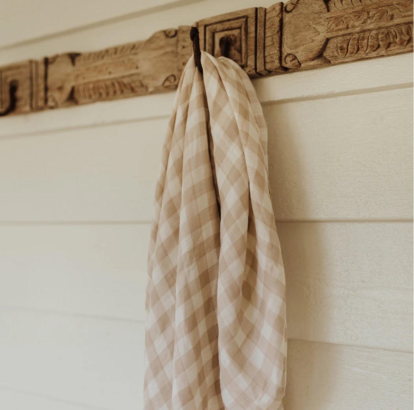 Snug as a bug & co - 100% Organic Cotton Muslin Swaddle Gingham