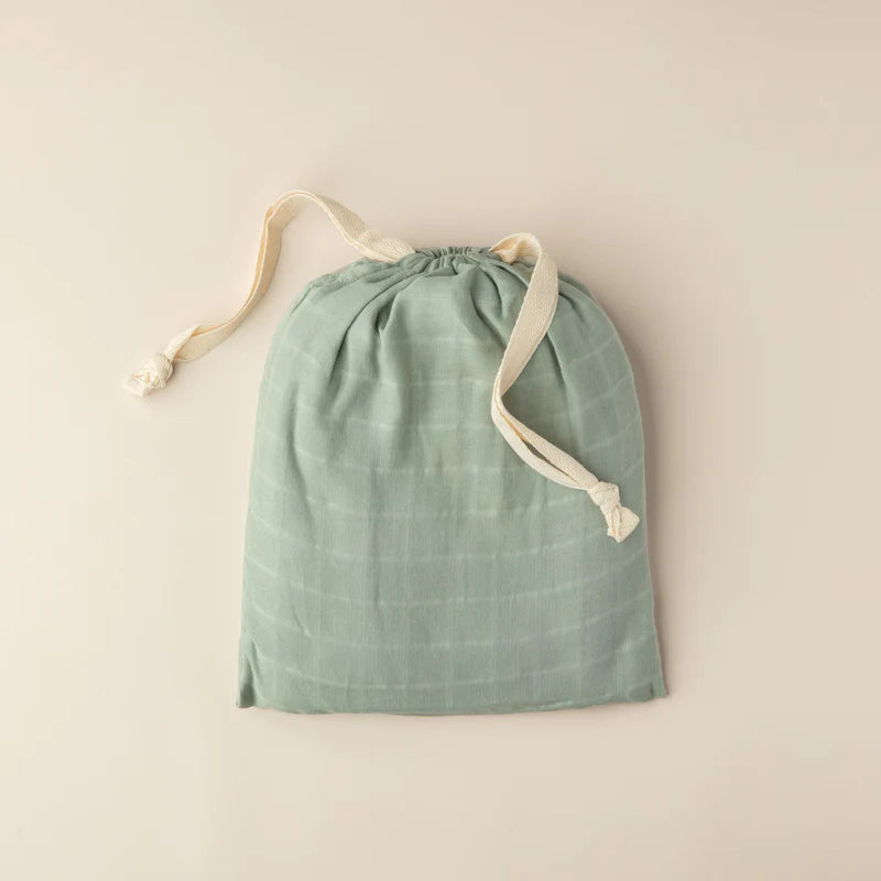 Snug as a bug & co - 100 % Organic Cotton Muslin Cot Sheet Moss
