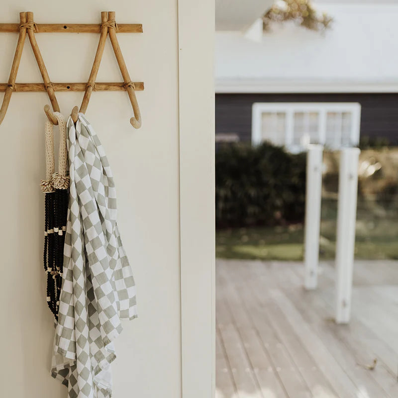 Snug as a bug & co - 100% Organic Cotton Muslin Swaddle Gingham Moss