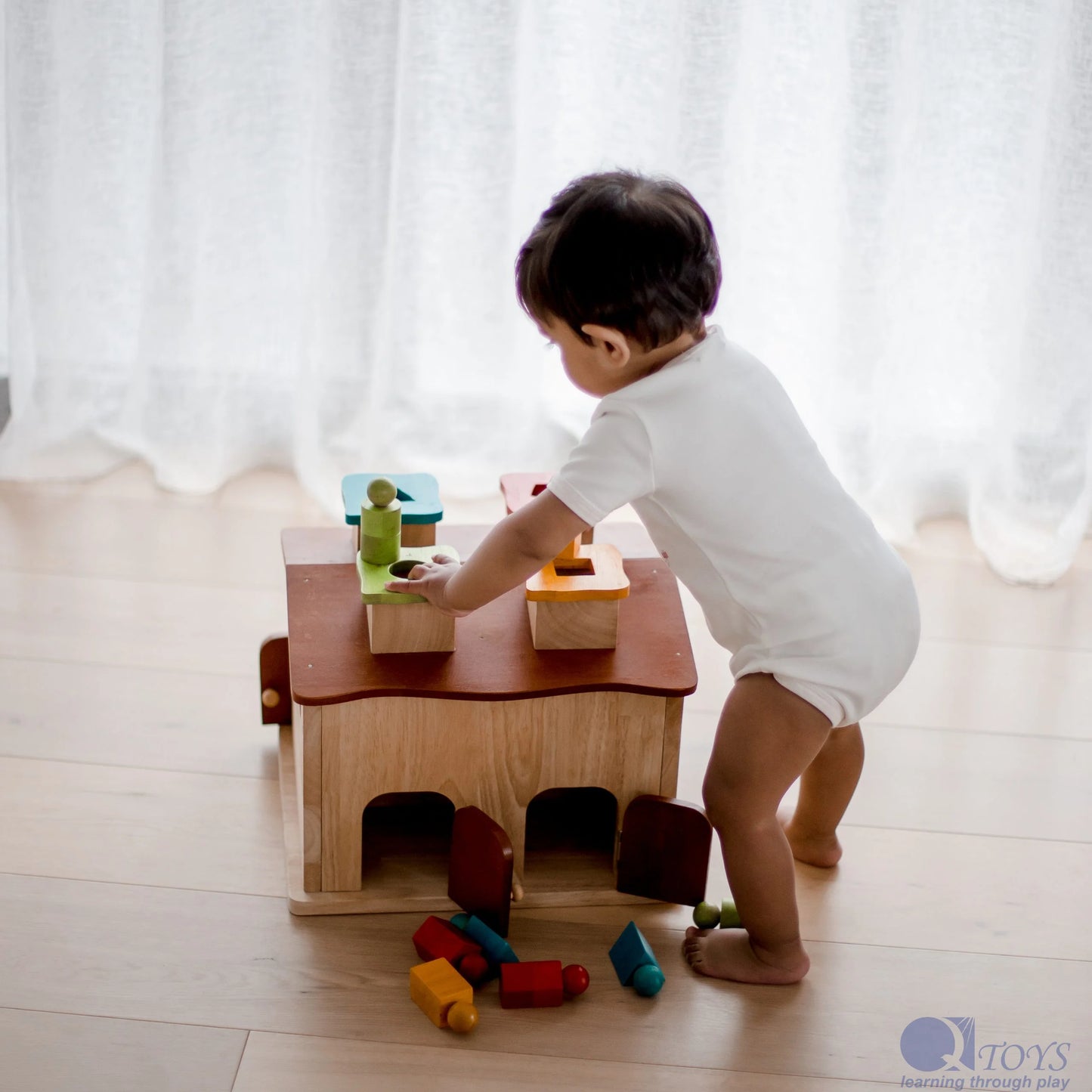 Qtoys Sorting Cottage and Playhouse