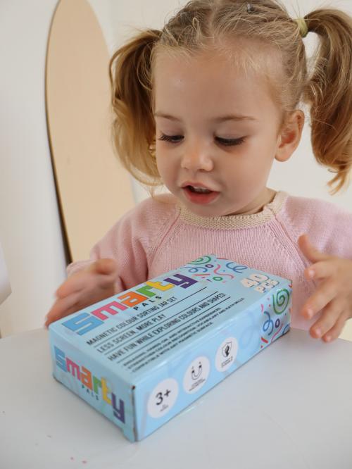 Smarty Pals - Magnetic Sorting Jars