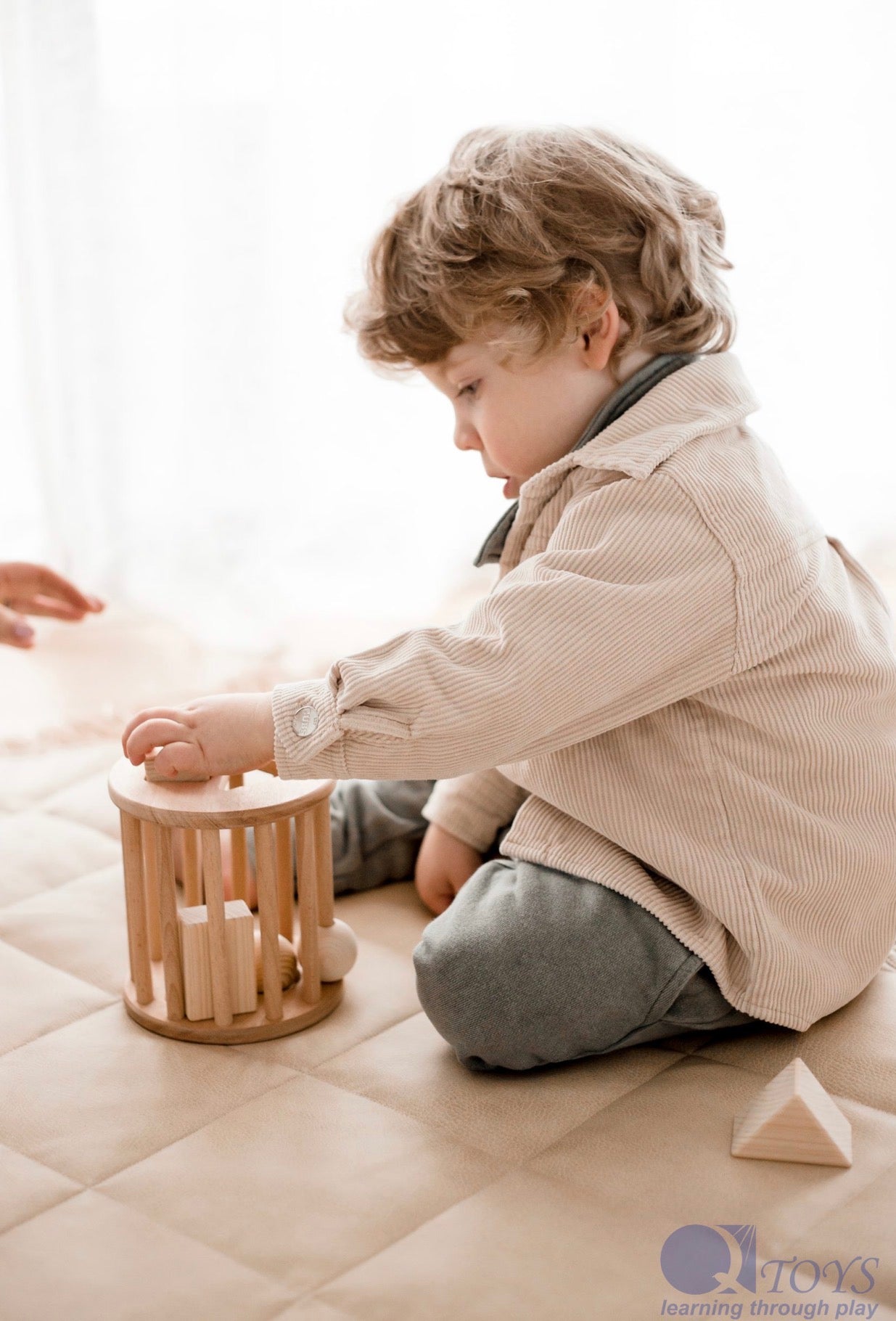 QToys Baby Roll Me Shape Sorter