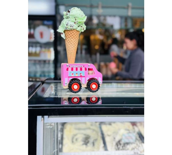 Toyslink - Wooden Ice Cream Van