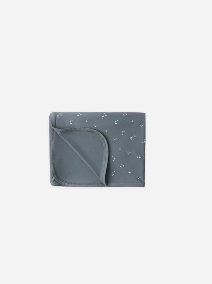 Quincy Mae Swaddle Bamboo Starlight