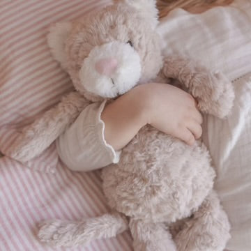 Mindful & Co Kids Pickles the weighted Cat