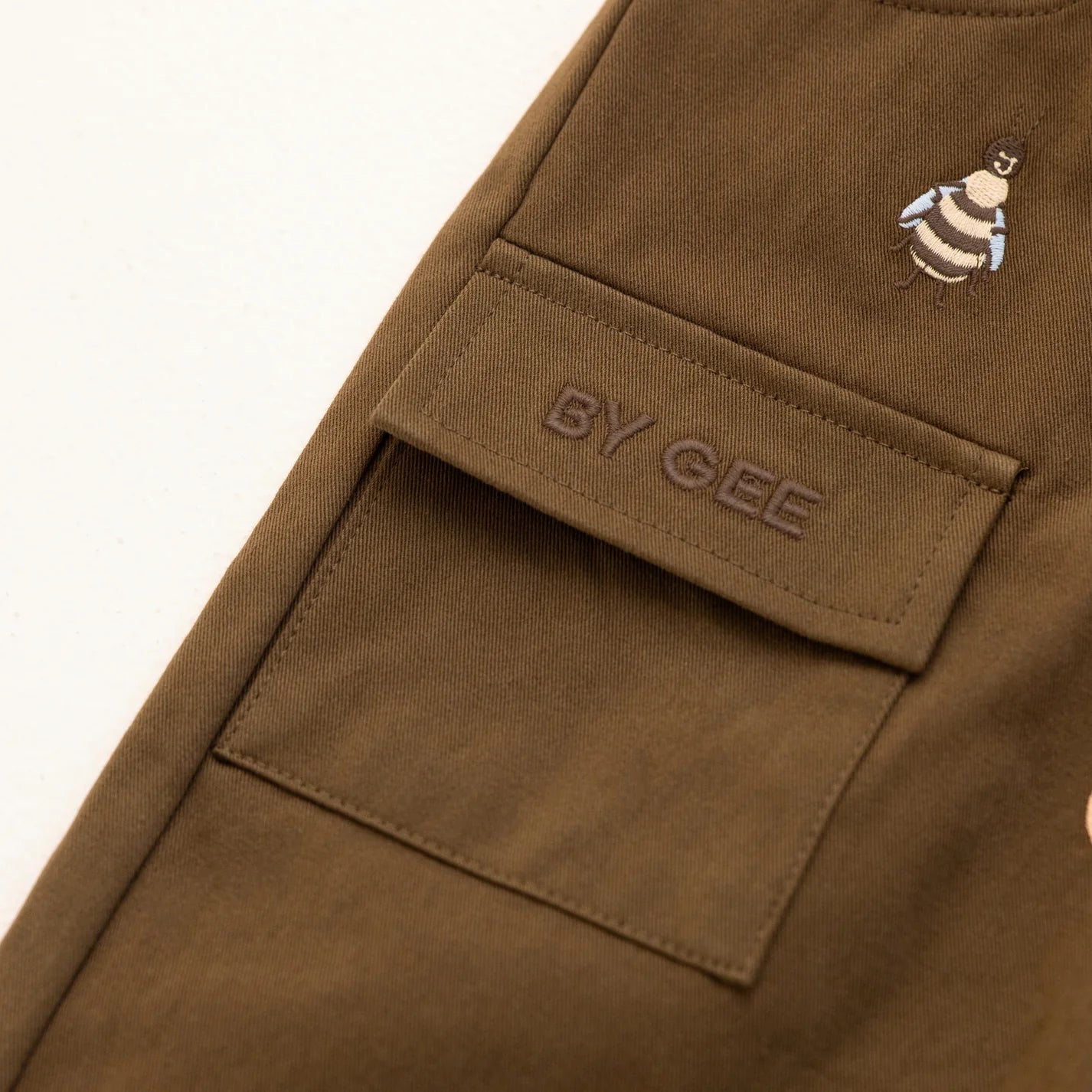 BY GEE Cropped Wide Leg Cargo Pant - Chocolate