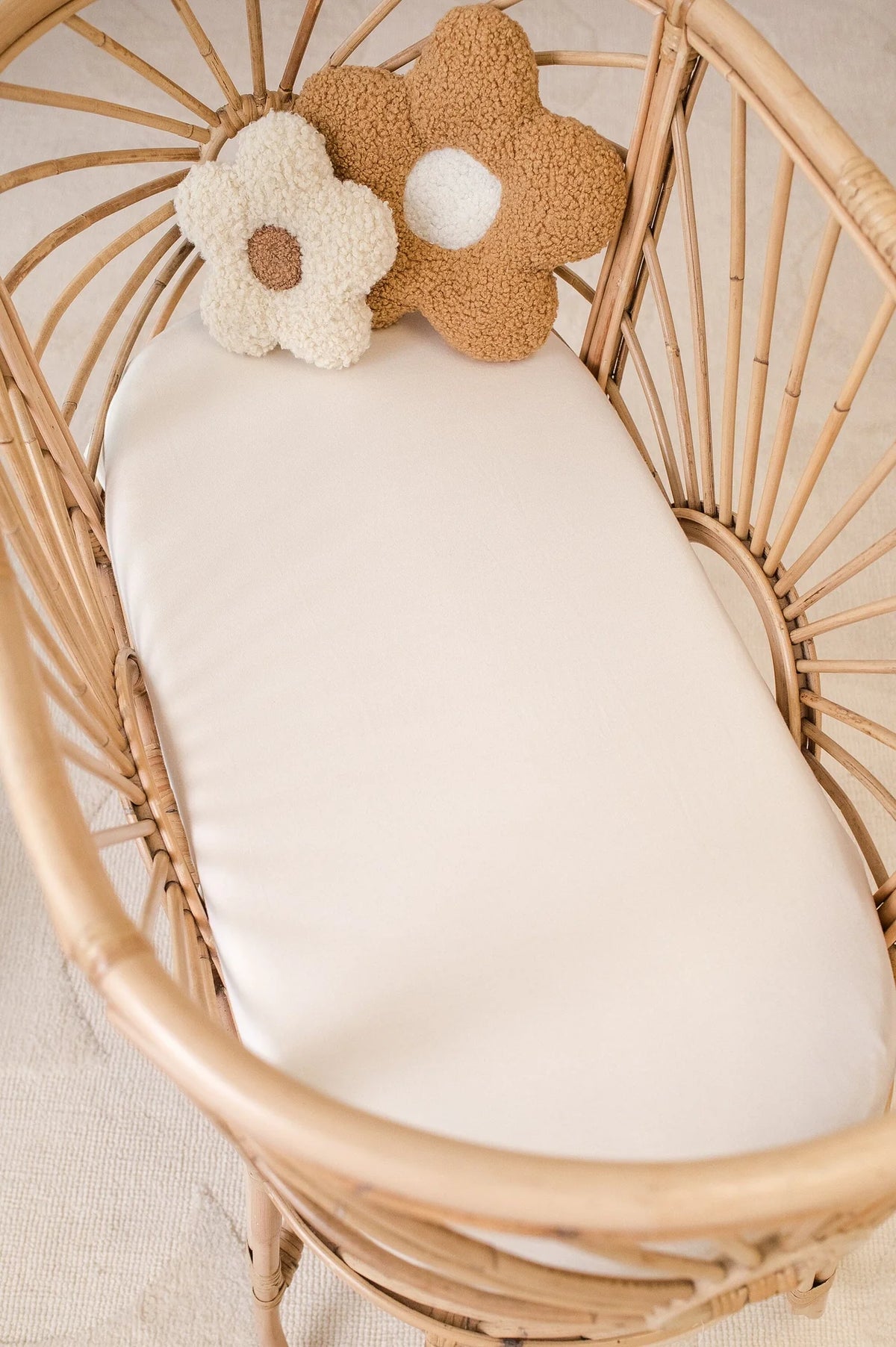 Kiin Baby Cotton & Bamboo Fitted Bassinet/ Co Sleeper Sheet Oat