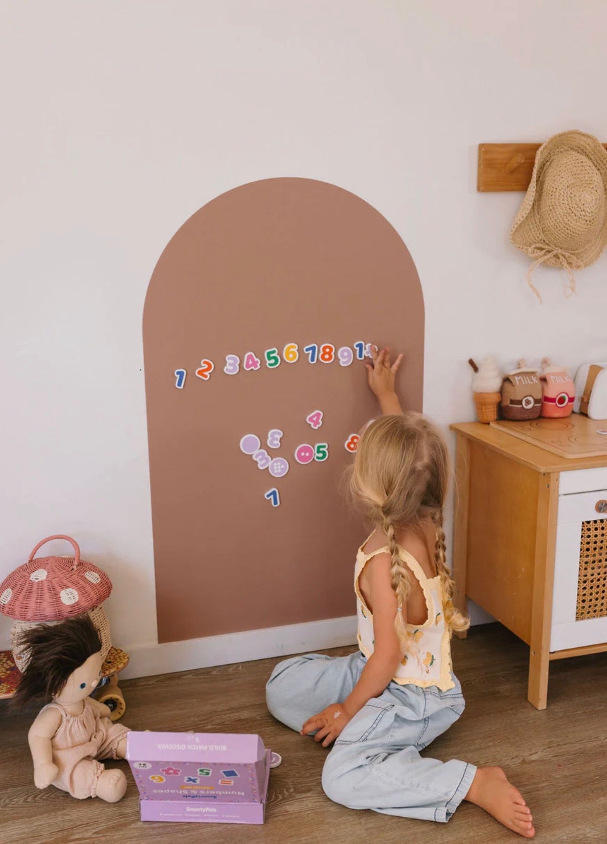 Smarty Pals Magnetic Numbers & Shapes