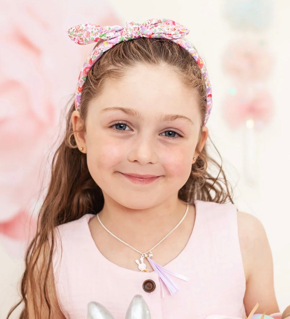 Lauren Hinkley Petite Fleur Bun Bun Necklace