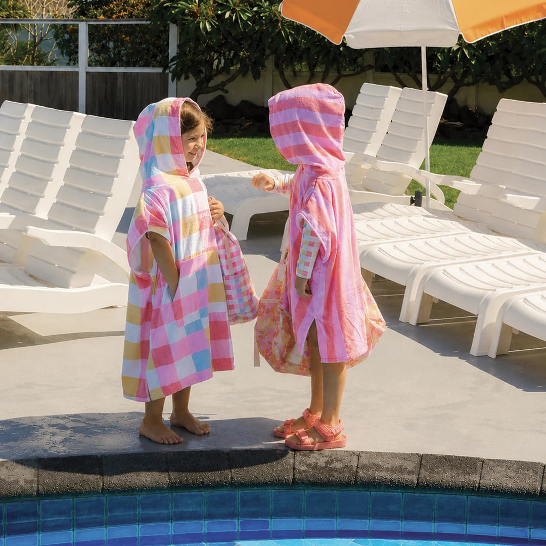 Crywolf Swimwear HOODED TOWEL Flamingo Stripe