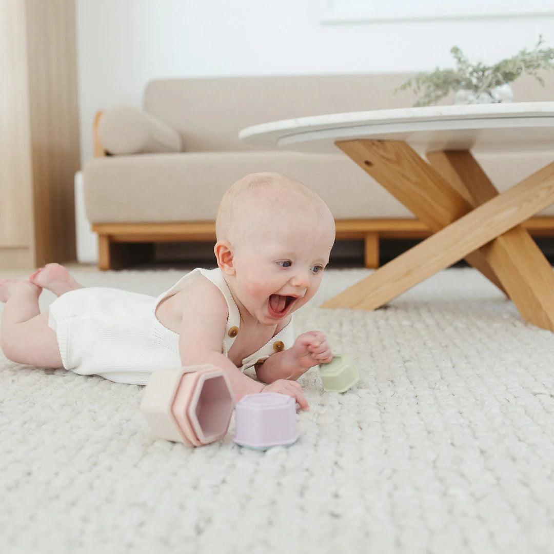 Totli - The Stacking Hexagons