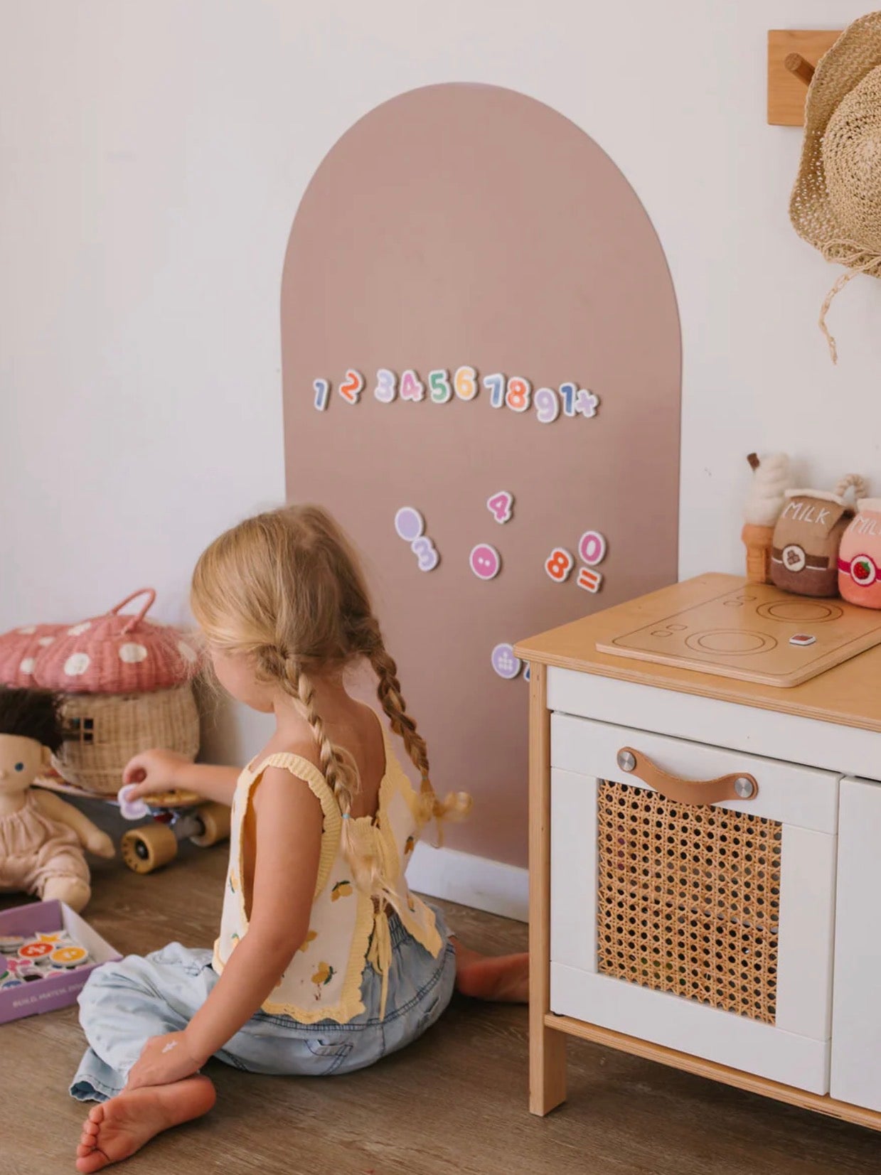 Smarty Pals Magnetic Numbers & Shapes