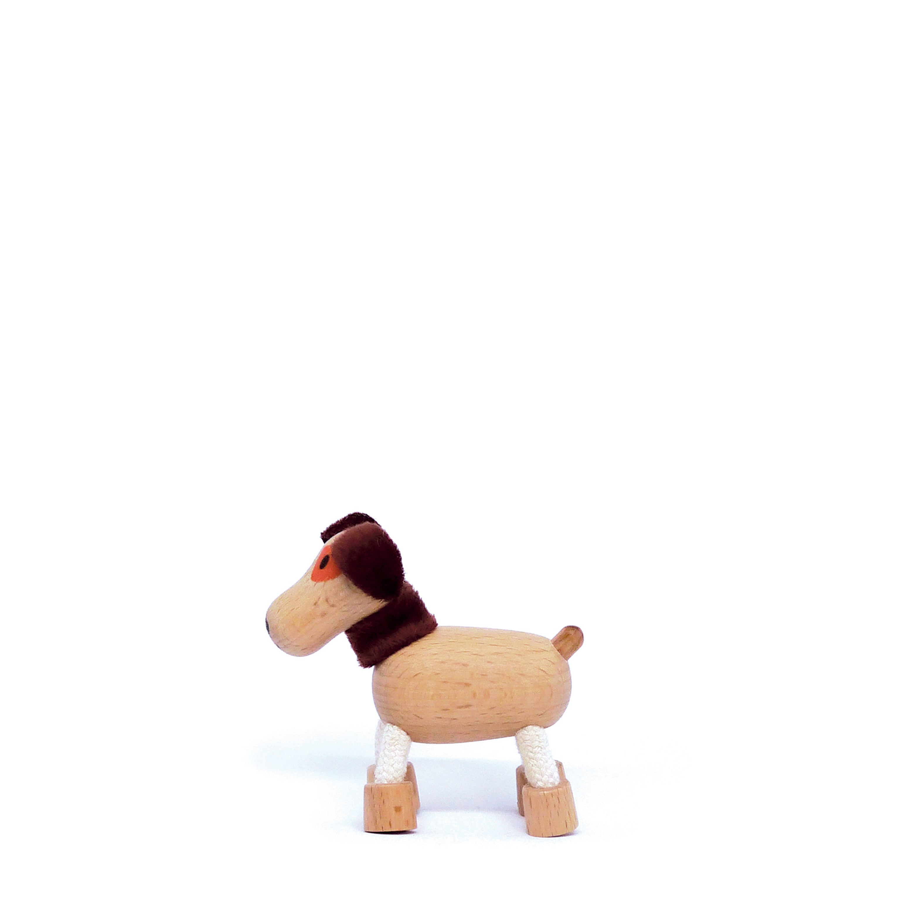 anamalz Wooden Dog