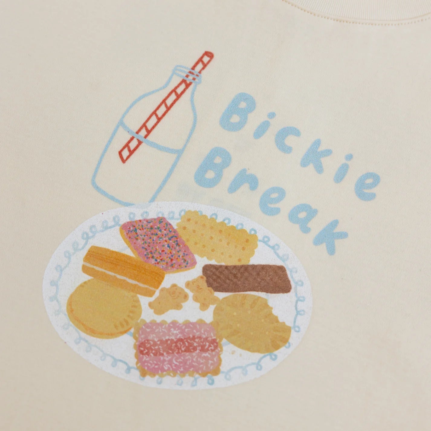 BY GEE Bickie Break Boxy Tee - Cream