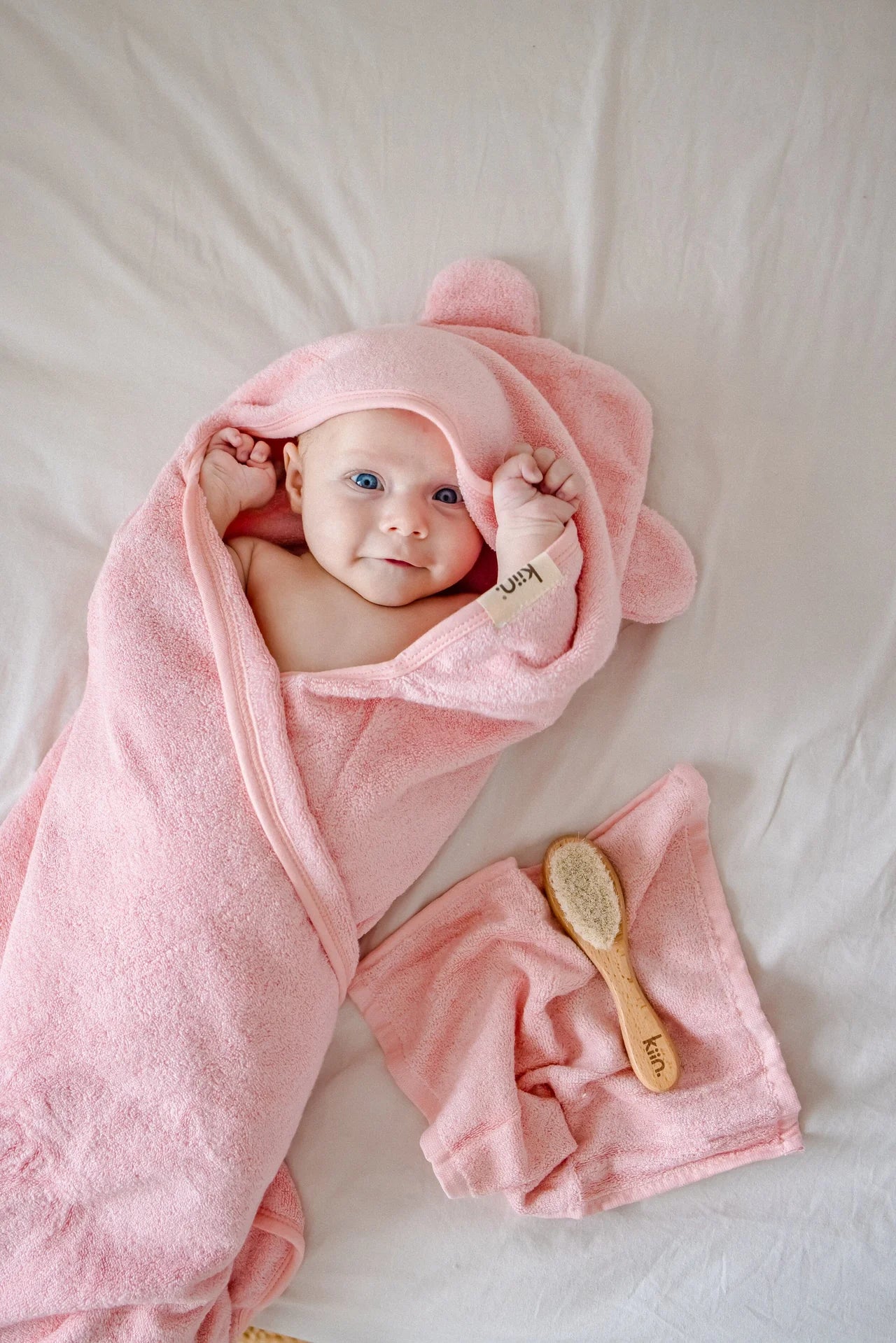 Kiin Hooded Towel. Buttercup