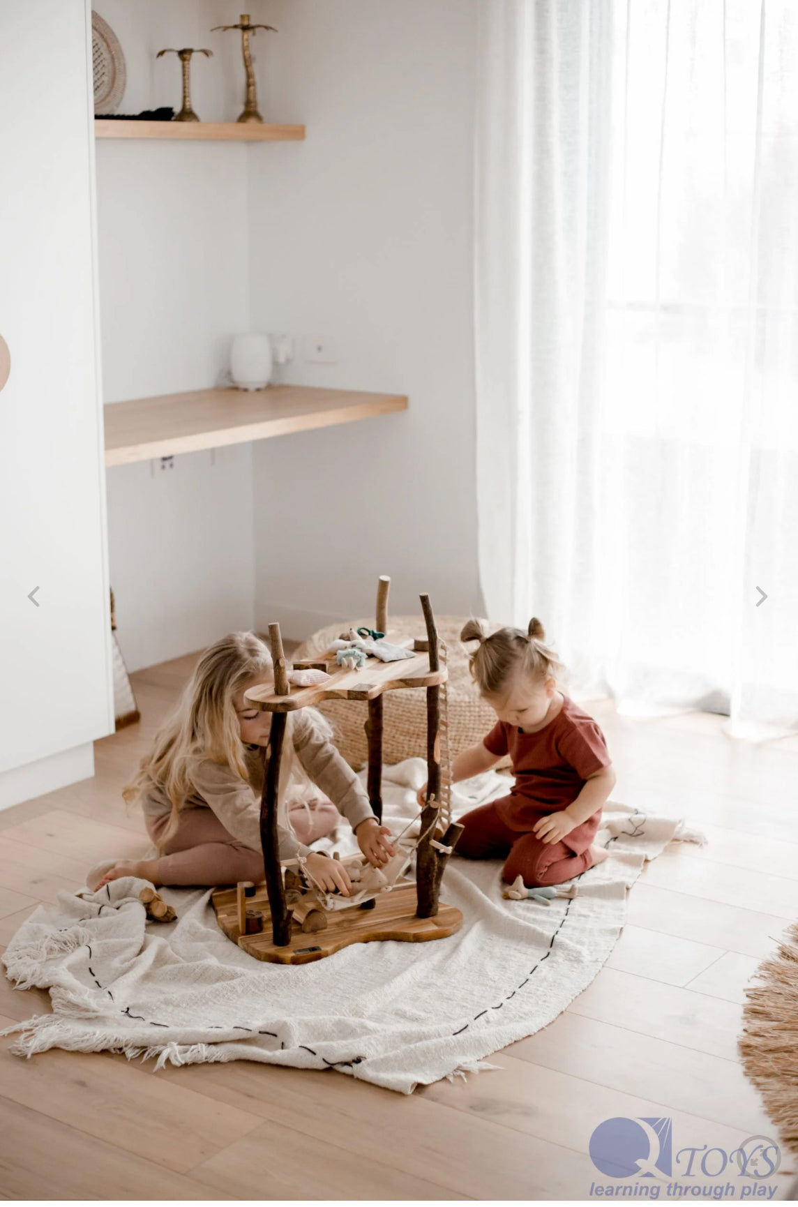 Qtoys Jungle Tree House