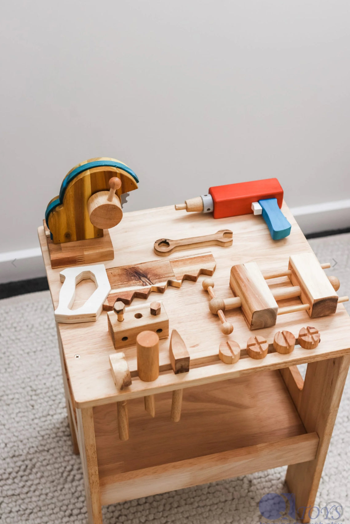 Qtoys Wooden Work Bench