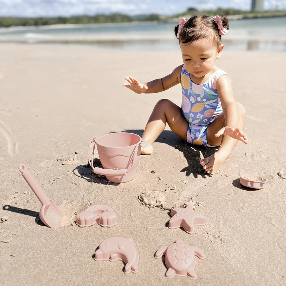 Playground Silicone 8pce Bucket and Spade Set Rose