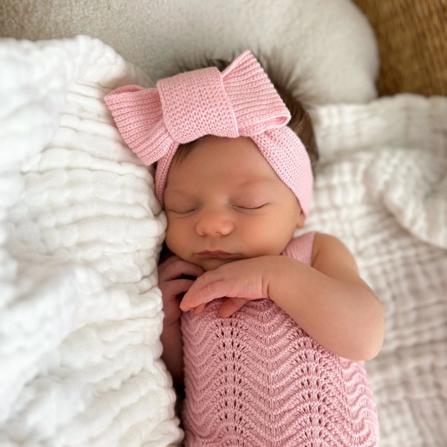 3 LITTLE CROWNS THE LABEL - Knit Topknot Pink