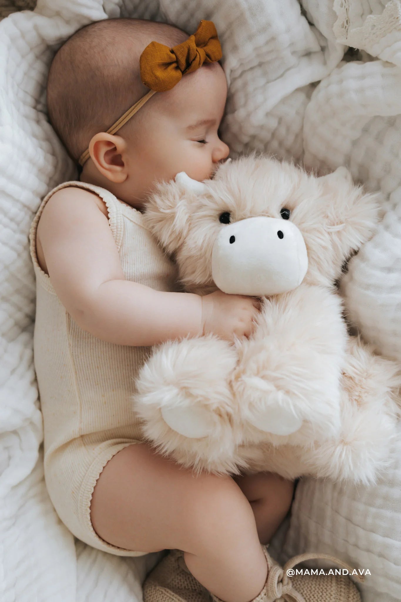 Jamie Kay Snuggle Bunnies- Hilda The Highland Cow