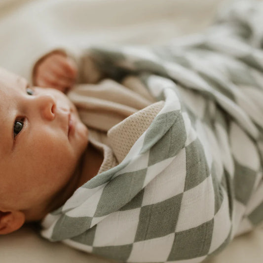 Snug as a bug & co - 100% Organic Cotton Muslin Swaddle Gingham Moss