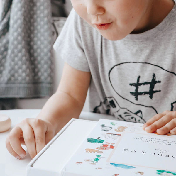 Mindful & Co Kids Yoga Flash Cards